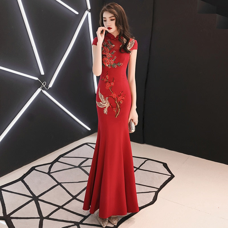 Embroidery Chinese Traditional Cheongsam Elegant Bride Wedding Party Dress Mermaid Sexy Long Qipao 旗袍/奧黛 Plus Size Available - Blossom Wedding