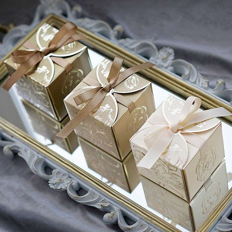 50 /100 PCS Multicolor Tulip Cardboard Candy Boxes Foil Stamping - Blossom Wedding