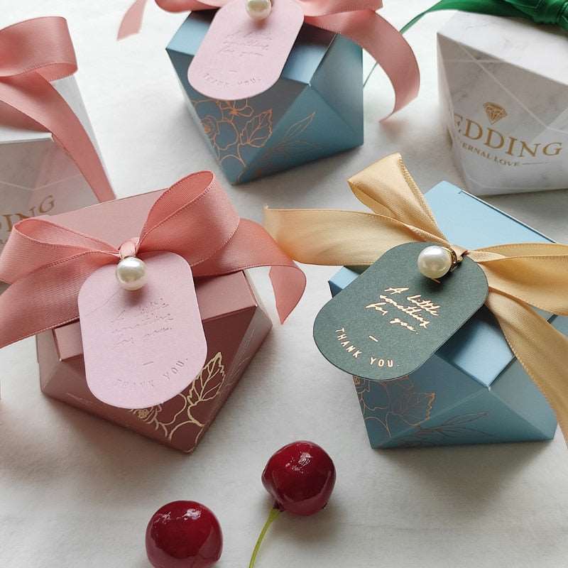 50 / 100 PCS Pink/Blue/Marble Diamond Shape Candy Boxes - Blossom Wedding